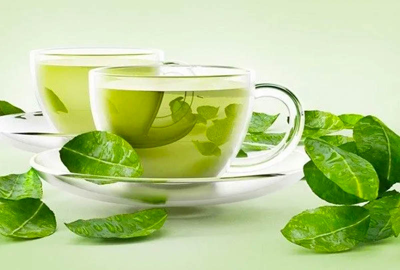 Uống giảm cân bằng trà xanh