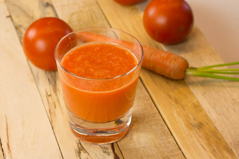 Sinh tố giảm cân cà chua cà rốt