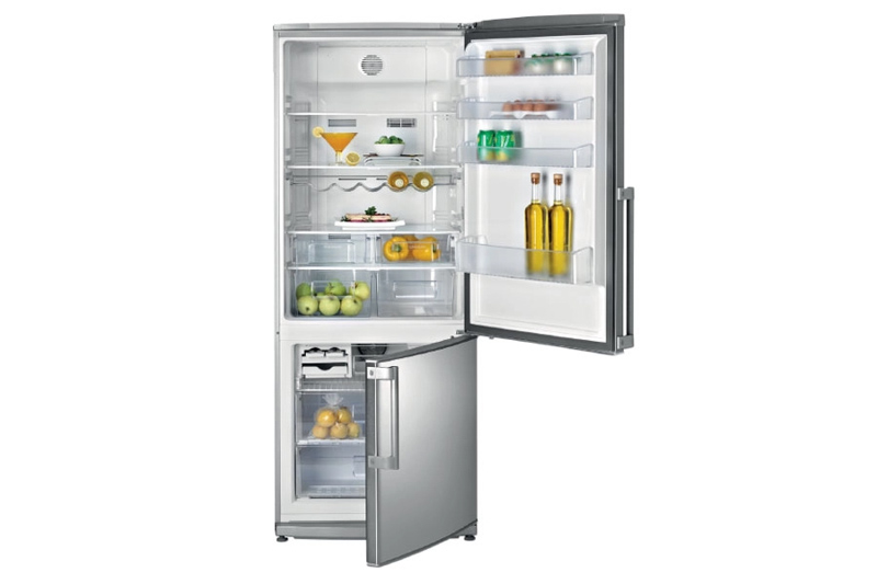 Tủ lạnh NFE1 420 gồm đa ngăn chứa vô cùng tiện dụng