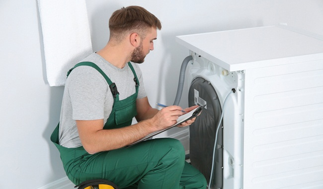 Tốt nhất bạn nên định kỳ bảo dưỡng máy giặt để máy được ổn định và tuổi thọ cao