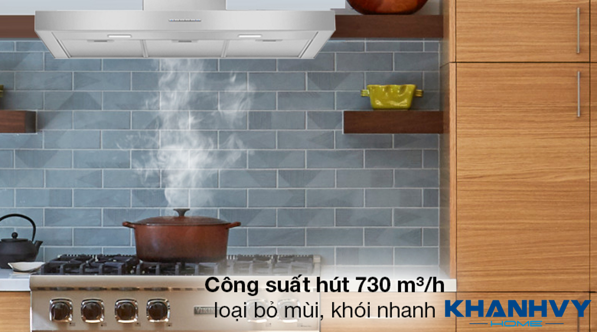 Máy hút mùi gắn tường Smeg KBT900XE 536.84.493 có công suất hút mạnh mẽ 730 m3/giờ, cùng 3 tốc độ hút và 1 mức hút tăng cường, bảo đảm hút mùi hiệu quả, giữ cho nhà bếp luôn thông thoáng