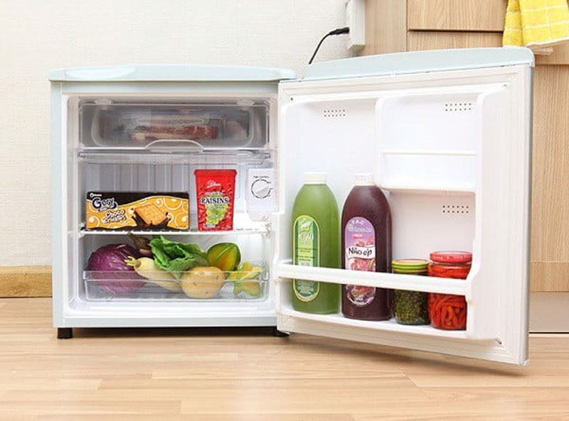 Tủ lạnh Electrolux 46L EUM0500SB với thiết kế tiện dụng