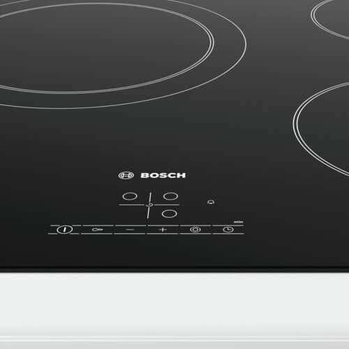 Bảng điều khiển cảm ứng 3 vùng nấu của bếp Điện Bosch PKK611B17E