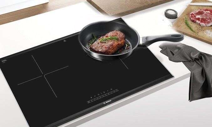 Bếp từ Bosch PPI82560MS tự động nhận diện vùng nấu