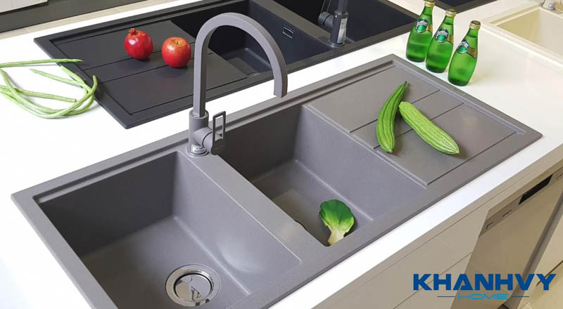Chậu rửa chén bát là vật dụng không thể thiếu trong căn bếp của mọi gia đình