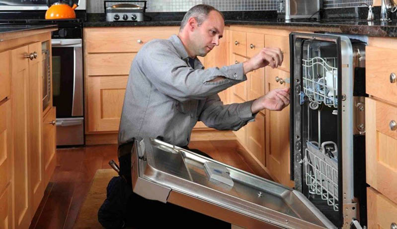 Kiểm tra tổng thể máy rửa chén âm tủ sau khi lắp đặt