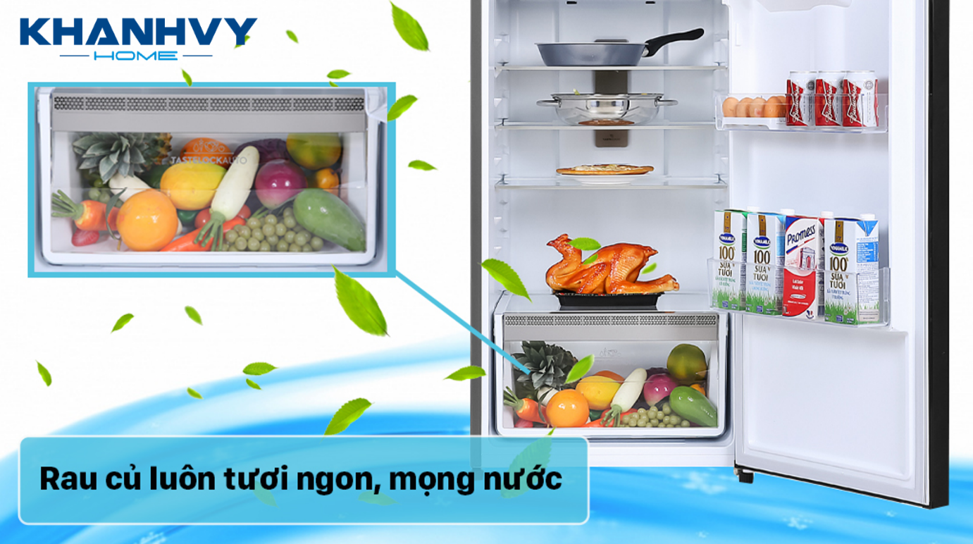 Tủ lạnh Electrolux ETB3740K-H có ngăn rau TasteLock Auto với lưới lọc tự động điều chỉnh độ ẩm giúp bảo quản rau củ quả tươi ngon lâu hơn