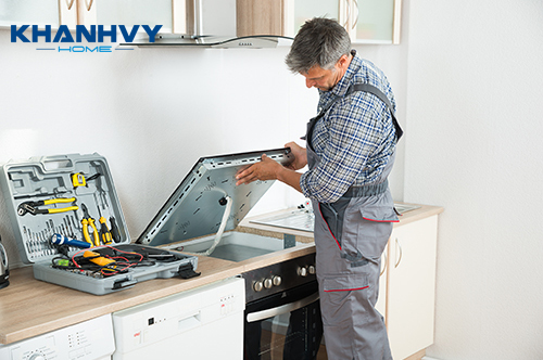 Khánh Vy Home cung cấp dịch vụ thay thế và sửa chữa bo nguồn bếp từ tại nhà