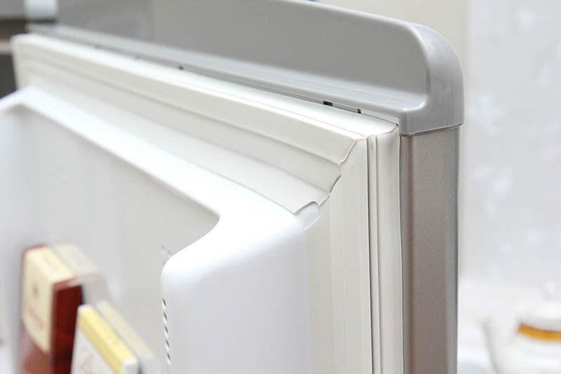 Ron cao su tủ lạnh là miếng cao su nằm ở vị trí bao quanh phần rìa cửa tủ lạnh