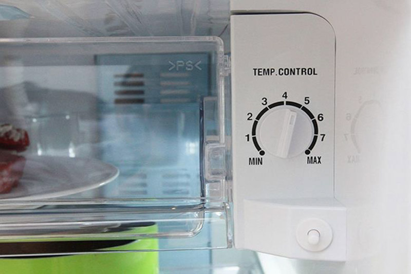 Núm vặn điều chỉnh nhiệt độ của tủ lạnh 1 dàn lạnh