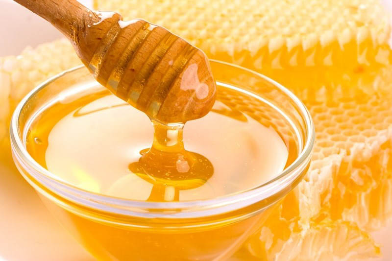 Bảo quản mật ong trong tủ lạnh tối đa từ 5-6 tháng hoặc tối đa 1 năm với mật ong nguyên chất