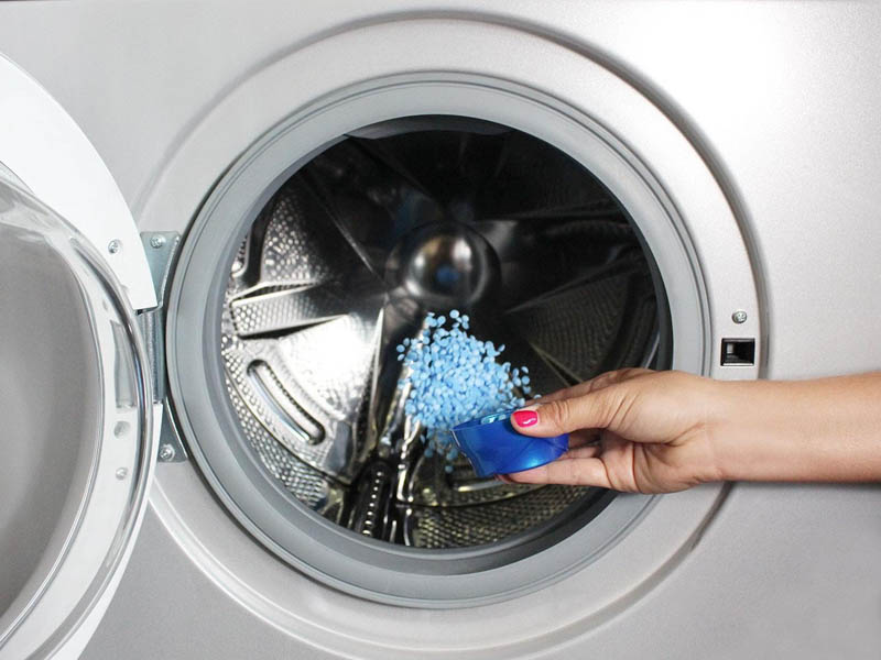 Vệ sinh máy giặt độc lập thường xuyên để đảm bảo hiệu quả sử dụng và độ bền cho máy