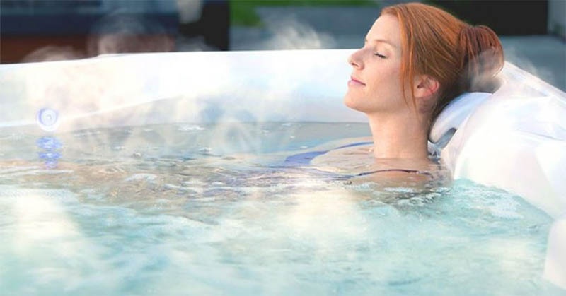  Tắm nước nóng có thể giảm nhẹ bệnh cúm và ho cũng như làm sạch đường hô hấp
