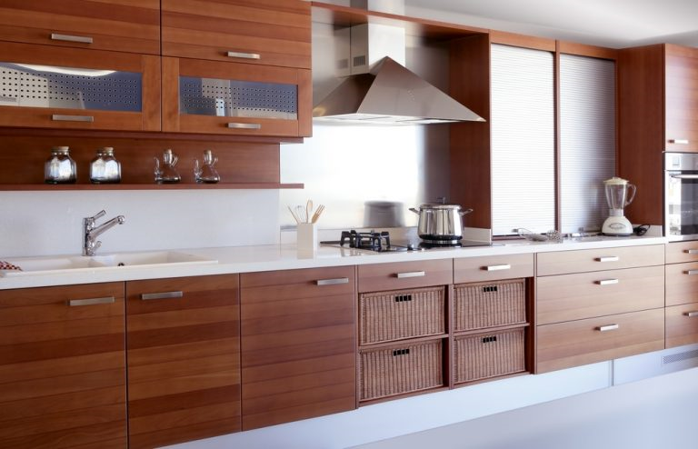 Thiết kế nhà bếp bằng gỗ Laminate