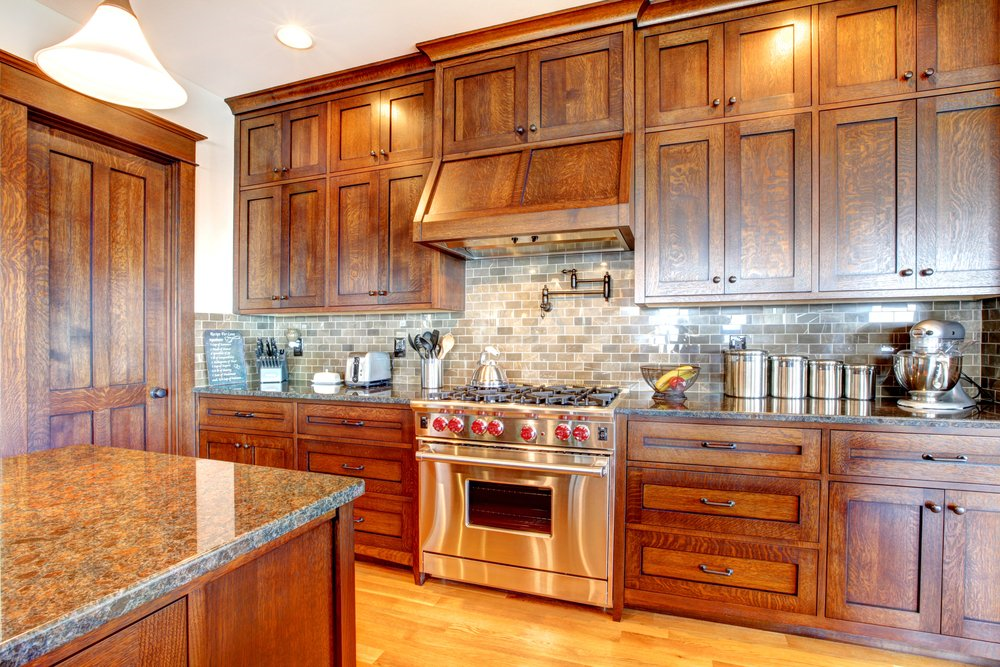 Nhà bếp gỗ thiết kế tùy chỉnh